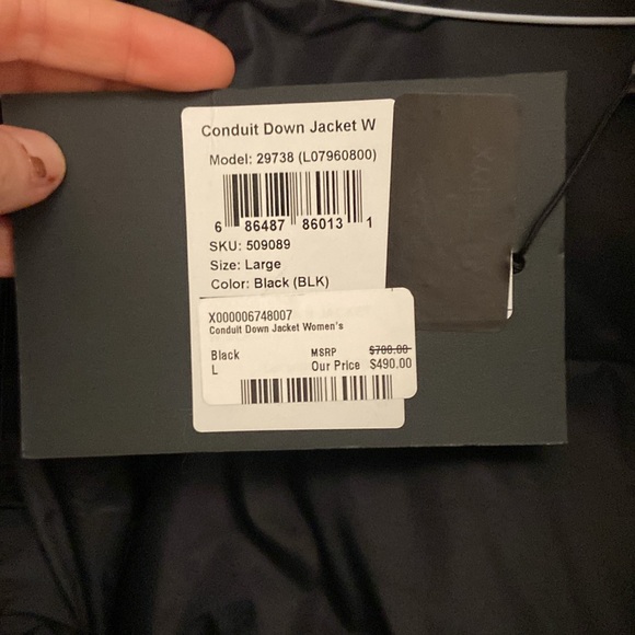 NWT arcteryx puffer - Picture 7 of 13